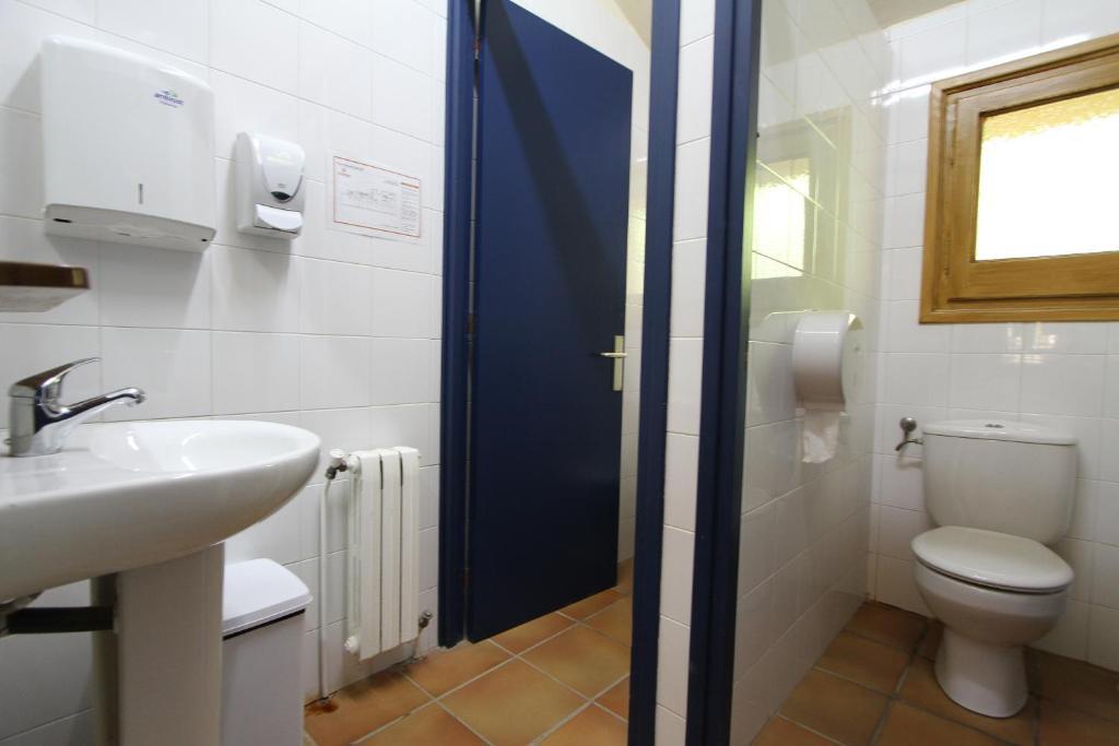 Alberg Roques Blanques Ribes De Freser Kamer foto